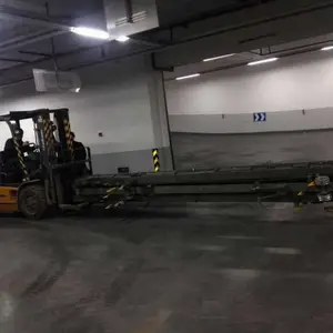 上海金山区海丰路25吨吊车出租 龙皓路5吨叉车出租设备就位吊装