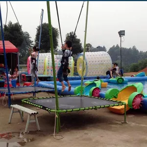 ���۹�Ӧ�ֻ��Ѷ�ͯС�͵��˸ּܱļ����������