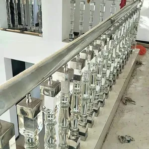 在梯艺方透明亚克力水晶楼梯护栏立柱多年经验值得信赖