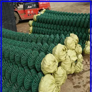 操场围栏网 体育球场围栏网 室内篮球场围栏