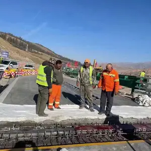 桥梁伸缩缝浇注料混凝土破损快速抢修专用高强快硬混凝土速凝灰