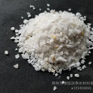 工业石英颗粒砂选用优质石英矿破碎加工粒径大小10-20目20-40目