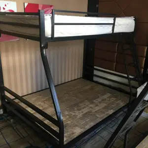 ��Ԣ��ѧ�����������Ҷ������� ʳ�ò���������