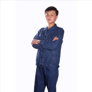 无褶牛仔布工作服_伟红服饰电工用蓝色工作服_聊城工作服厂家报价