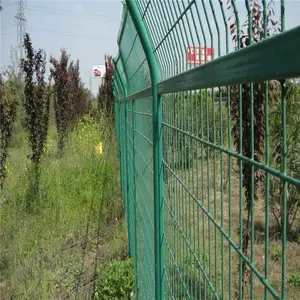 场地围网 昆明铁丝网围网 公路铁丝网围网 铁丝网围网厂