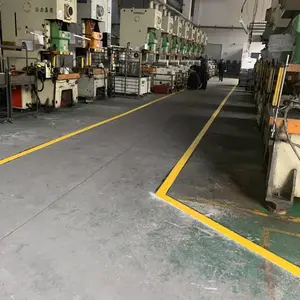 供应苏州昆山张浦镇车间道路标线,苏州工厂车间地面画线,太仓货位线施工