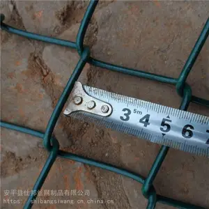 篮球场围栏网 PVC勾花护栏网 热镀锌勾花网