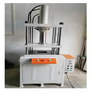 ����50T���Ͻ�ѹ�����б߻� ���Ͻ�ˮ�ڳ��л� �ѺϽ�������ѹ��