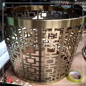 �Ƶ���ݶ���������˿����ֲ輸 Բ��ʱ�в���ֲ輸