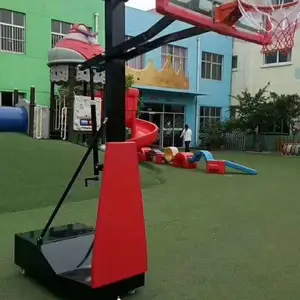 室外儿童升降篮球架安装完成