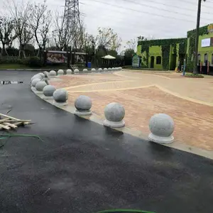 ����������վ·��60CM����Բ��ʯ�� ��Ȼ�������賵·����