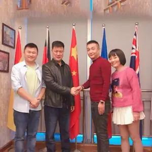 牧师系列红酒***_三升源酒业_原装_跳舞小猫_美乐_金绵羊