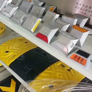 苏州泉杰交通设施,道钉,警示钉