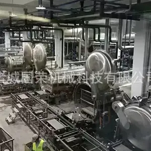 全自动装卸笼,易拉罐自动装笼卸笼机,牛肉罐头自动装卸笼,马口铁自动装笼机