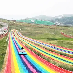 四季都赚钱 彩虹滑道 七彩滑道 网红游乐项目