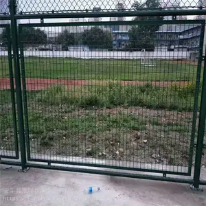 ѧУ����Χ�� ������������ ����˿������