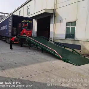 10吨叉车装卸货登车桥 集装箱/货柜装卸货用什么平台 移动式升降登车桥