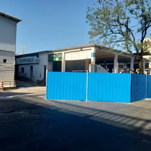 2米高蓝色铁皮施工挡板 工地常用彩钢瓦围蔽板