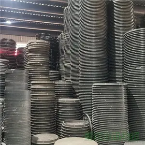 万山铸铁井盖出售 自来水通用 400x400 C250 铸铁遇水井盖