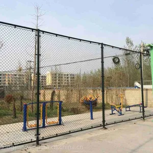 兰州市球场围栏 框架式围网 体育场围网厂家 篮球场围网