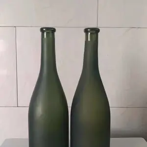������������ƿ���ҿ�������750����ī��ɫ���ڲ������Ѿ�ƿ