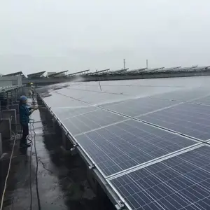 清洁光伏板、定期清洗光伏板,让电站“阳光增收”