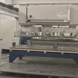 激光切割光伏板材桁架机械手