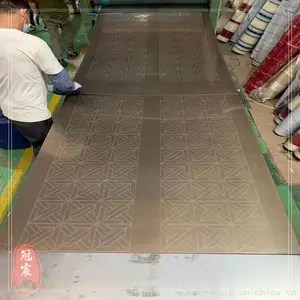 不锈钢蚀刻板2.5mm 1.2mm表面螺旋祥云镀钛镜面腐蚀装饰板