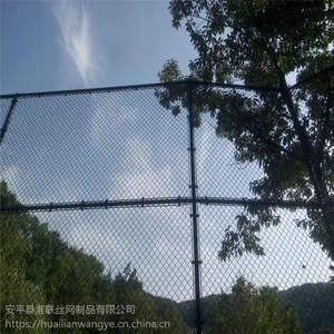 PE包塑围栏网 球场围栏网 金属护栏网