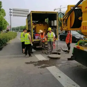 城阳通下水道 疏通管道 清理化粪池 抽泥浆污水