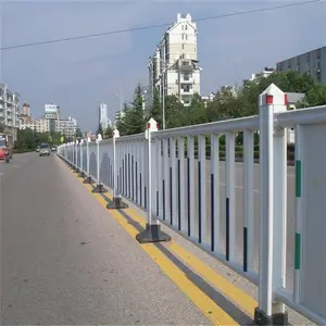 城市道路市政护栏 蓝白色防护栏杆 公路中央隔离栏