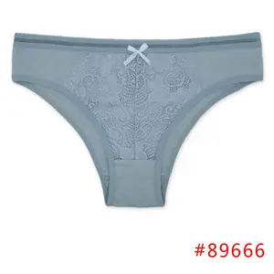 ����˹Ůʿ�ڿ�羳���̹���վ����Ůʿ���ǿ㴿��