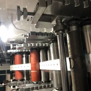 小牛全伺服高速创可贴机创口敷料贴机全自动医疗耗材生产设备