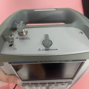 �޵���ʩ�ߴ��ֳ�Ƶ�׷�����FSH8 FSH18-8G/18GƵ��