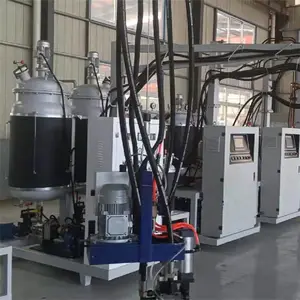 宝龙供应聚氨酯汽车包围内饰PU高压发泡机配置