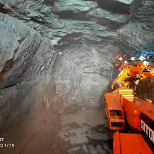 ��ͨ��е��������̨����������������������ڸ��ٹ���