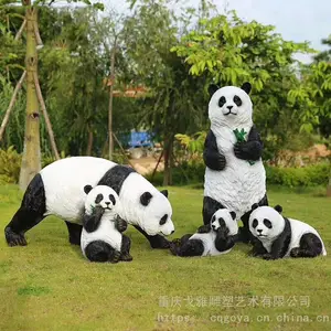 重庆玻璃钢熊猫雕塑戈雅雕塑制作公司