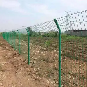 现货双边丝护栏隔离防护网田地网片围栏室外钢丝高速公路包塑网