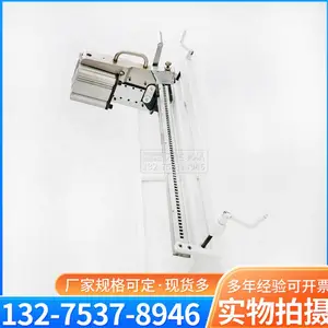���÷���Ƥ�����ۻ�QKJ-1400����Һѹ˫����Ƥ����е���ٽ�ͷ