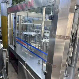 ��������һ��װ�� Сƿ��Ȫˮ��װ�豸 ���ϳ����׹�װ��