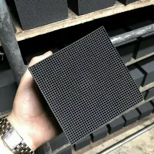 ���Ϲ�����ˮ���ѻ���̿(10*10*10cm)