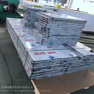 制做手工岩棉板 玻镁岩棉净化板 防火彩钢手工岩棉夹芯板
