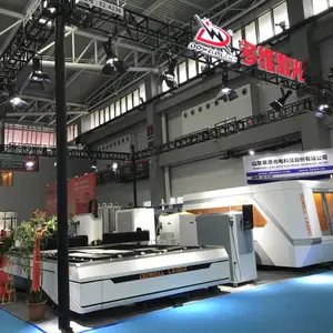 激光大型切割机价格 金属激光机切割机 激光切割机配件厂家