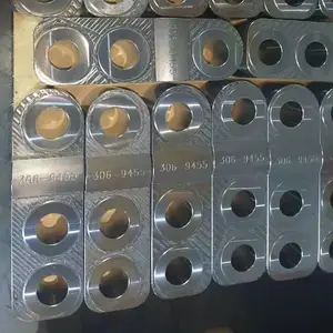 适用于D11推土机支重轮安装盖track roller mount cap 3069455