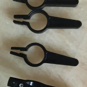 黑色结束分割器