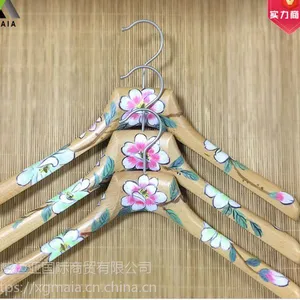 彩木衣架 个性榉木衣架厂家直销衣文艺衣架展示用木衣挂
