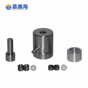 30�������ֶ�ѹƬ�� ���С�����ڽϴ������ķ�ģ