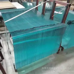 东莞钢化玻璃厂家定制加工6mm超白台面玻璃异形来图来样加工电脑桌面玻璃
