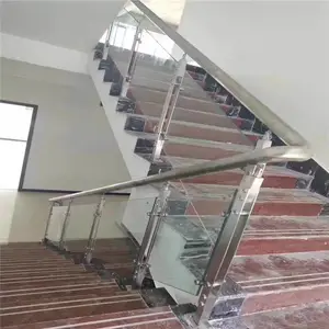 景观桥两侧不锈钢立柱多少钱一根 商场玻璃栏杆 工艺