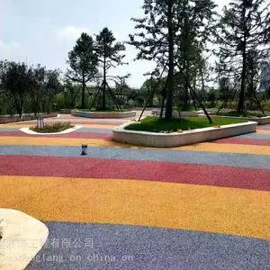 西安彩色沥青路面施工,彩色透水混凝土地面,彩色胶粘石路面